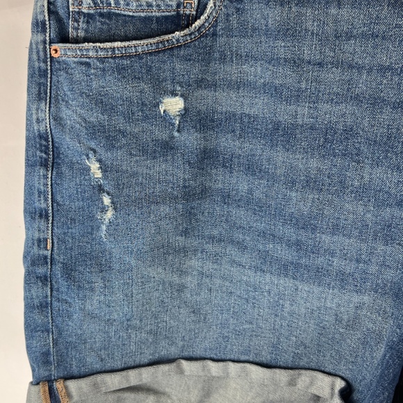 NWT: old navy High-Waisted O.G. Straight Ripped Jean Shorts (28) $40 - Picture 9 of 15